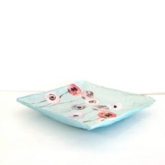 Coupelle carrée en papier mâché  – Décor fleurs des champs stylisées sur fond bleu ciel