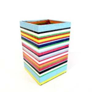 Pot à crayons  – Décor rayures colorées et pimpantes