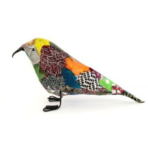 Oiseau en papier mâché et décoré en papier népalais