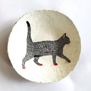 Bol / coupe en papier mâché  – motif chat noir et blanc