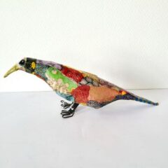 Oiseau en papier mâché et décoré en papier népalais (n°16)
